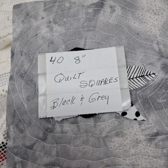 40‎ Quilt Squares Black Grey Flower Applique Fabric - Picture 8 of 8